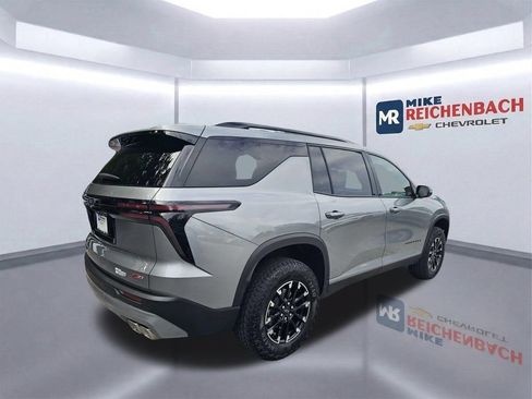 Used 2026 Chevrolet Traverse Z71 AWD/4WD image 4