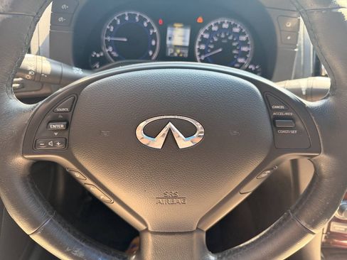 Used 2011 INFINITI G37 Convertible w/ Premium Pkg RWD image 18