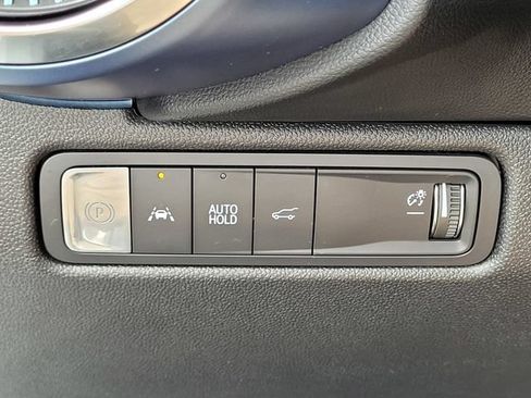 Used 2024 Chevrolet Equinox EV LT FWD image 13