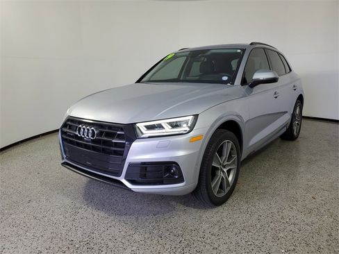 Used 2019 Audi Q5 Prestige image 2