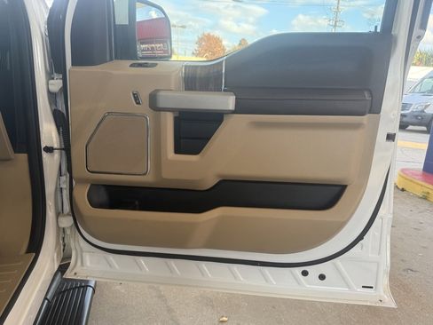 Used 2020 Ford F150 Lariat w/ Equipment Group 501A Mid image 20