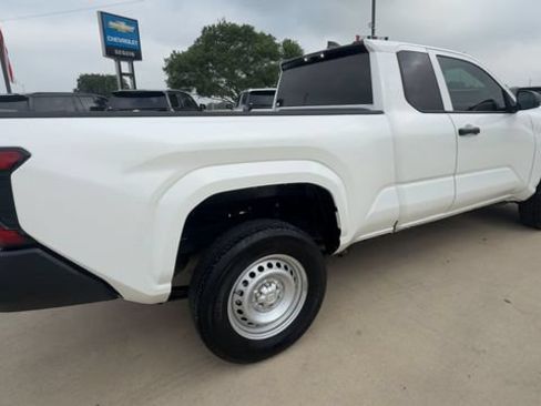 Used 2025 Toyota Tacoma SR RWD image 8
