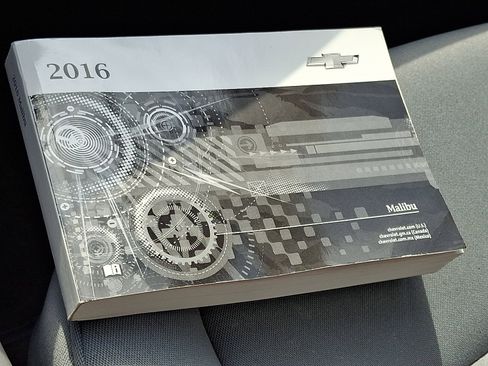 Used 2016 Chevrolet Malibu LT image 25