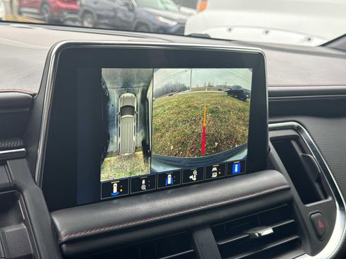 Used 2022 Chevrolet Tahoe RST w/ Luxury Package image 36