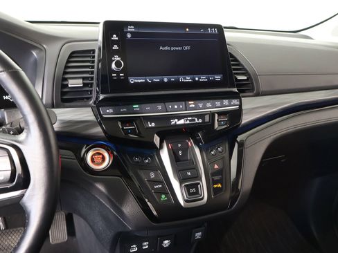 Used 2025 Honda Odyssey Elite image 5