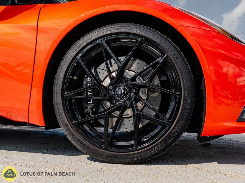 Used 2026 Lotus Emira SE RWD image 38