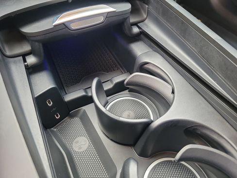 Certified 2025 Mercedes-Benz E 350 Sedan image 19