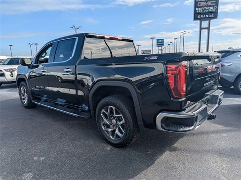 New 2026 GMC Sierra 1500 SLT w/ SLT Premium Package image 6