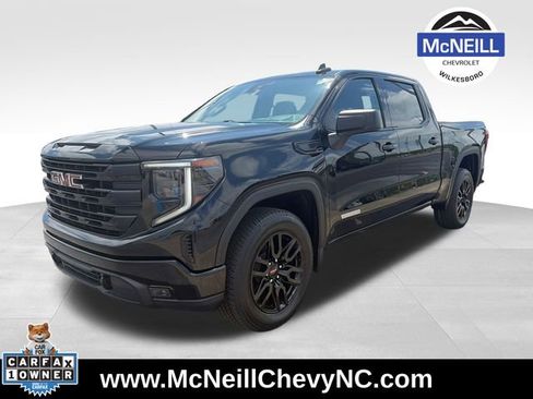 Used 2023 GMC Sierra 1500 Elevation AWD/4WD image 3