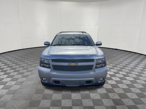 Used 2013 Chevrolet Avalanche LTZ AWD/4WD image 32
