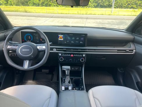Used 2026 Hyundai Santa Cruz SEL FWD image 15