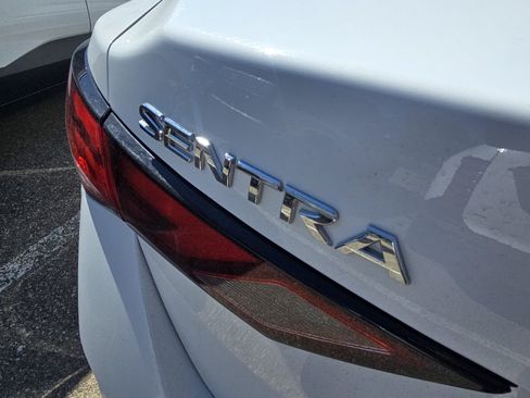 Used 2024 Nissan Sentra S FWD image 21