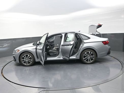 New 2026 Volkswagen Jetta Sport FWD image 32