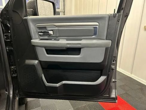 Used 2020 RAM 1500 Classic Warlock AWD/4WD image 17