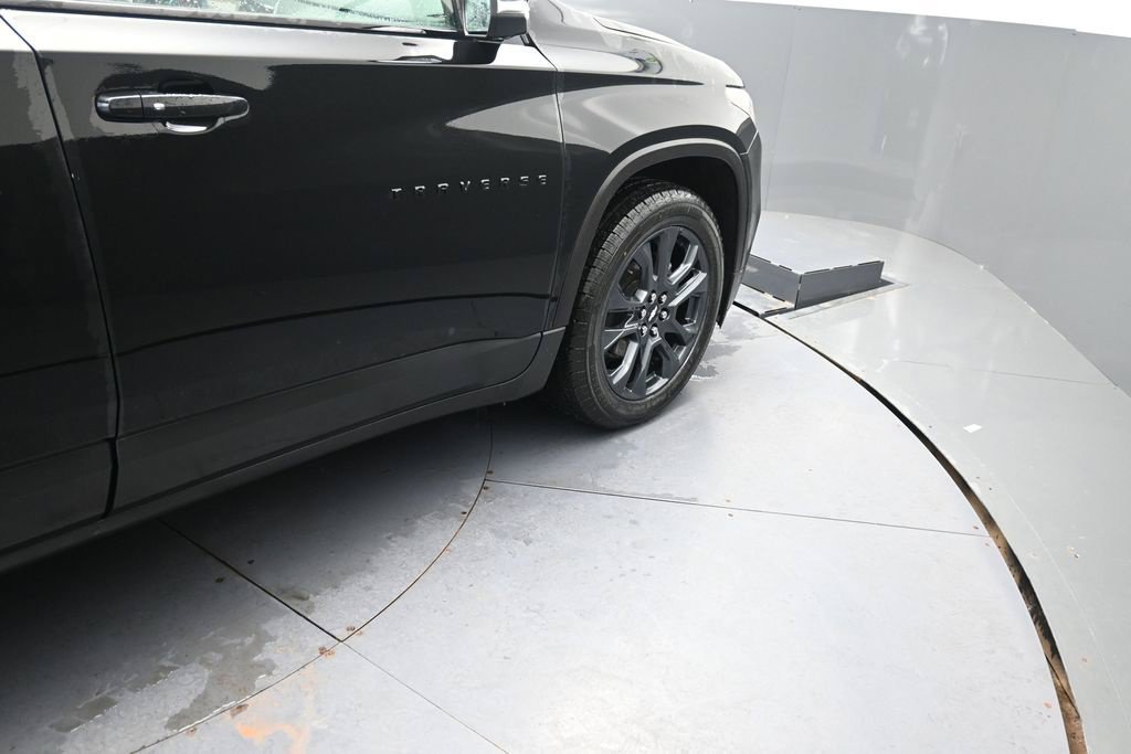Used 2021 Chevrolet Traverse RS w/ LPO, Floor Liner Package AWD/4WD image 27