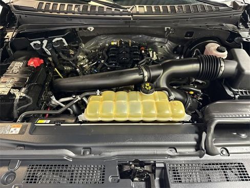 Used 2021 Ford Expedition Platinum image 34