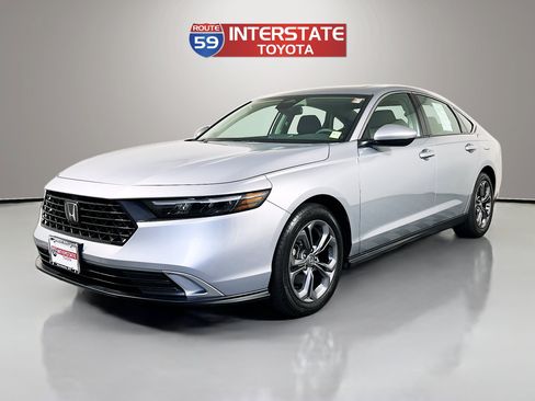 Used 2023 Honda Accord EX image 3