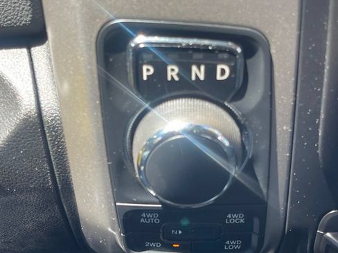 Used 2019 RAM 1500 Big Horn AWD/4WD image 17