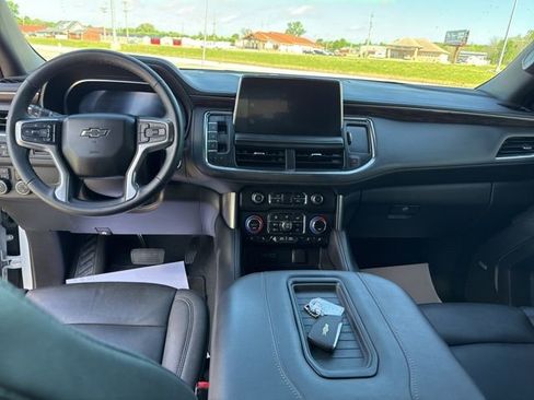 Used 2023 Chevrolet Tahoe Z71 w/ Luxury Package image 20