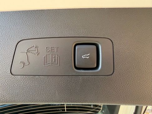 New 2026 Lincoln Corsair Grand Touring image 18