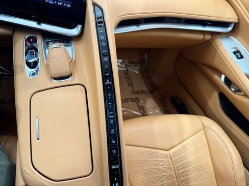 Used 2022 Chevrolet Corvette Stingray Premium Cpe w/ Z51 Performance Package image 32