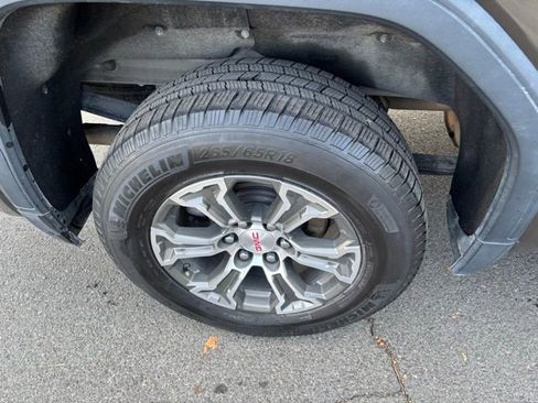 Used 2019 GMC Sierra 1500 SLT w/ SLT Convenience Package image 35