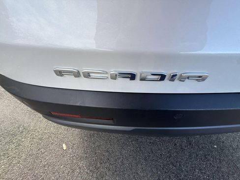 Certified 2023 GMC Acadia AT4 w/ Preferred Package image 37