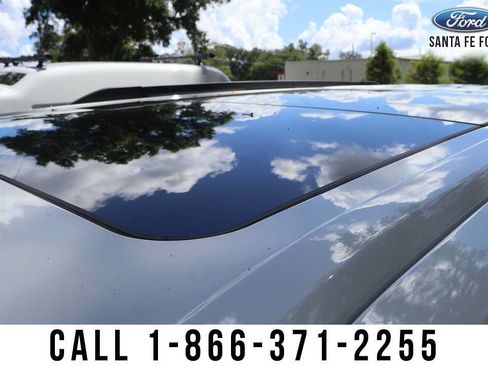 Used 2024 Ford Expedition XLT RWD image 9