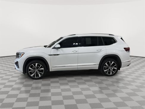 Used 2024 Volkswagen Atlas SEL Premium R-Line AWD/4WD image 7