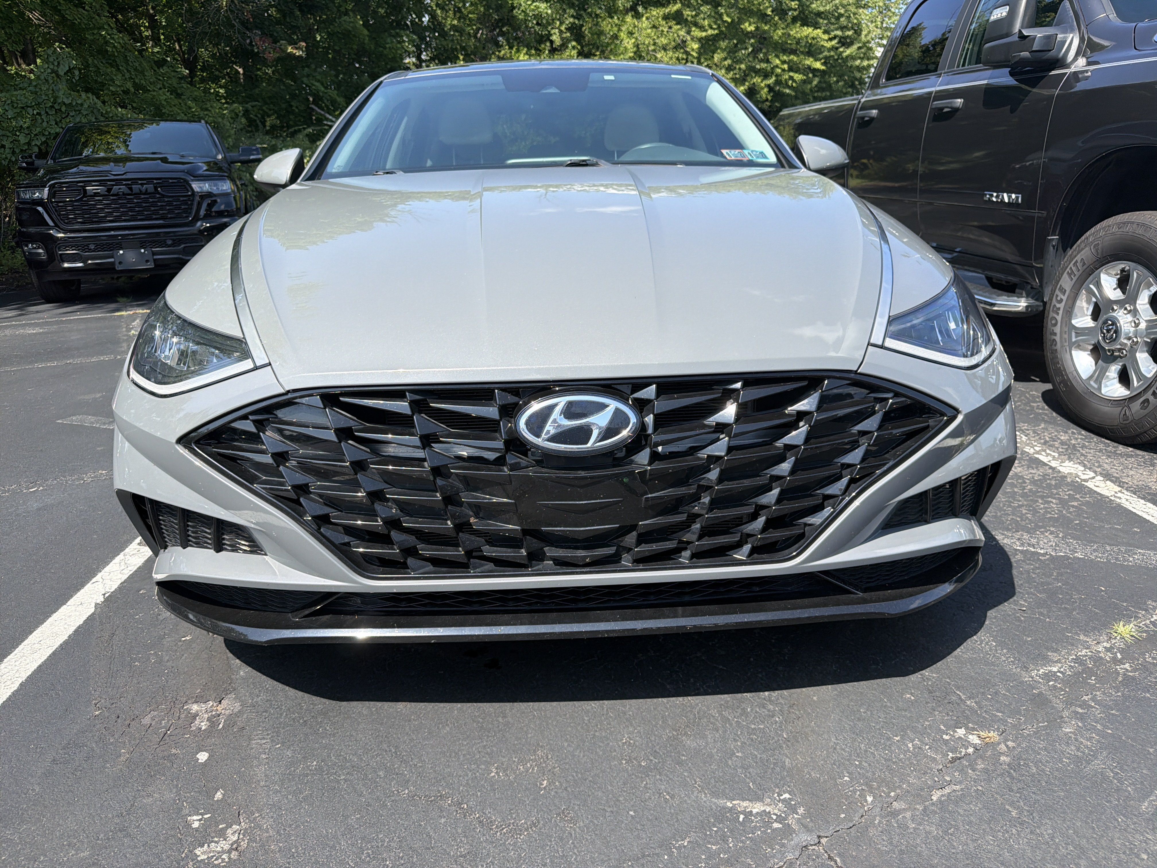 Used 2021 Hyundai Sonata SEL w/ Convenience Package FWD image 2
