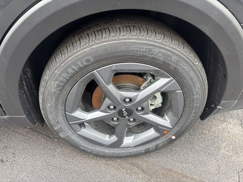 New 2025 Kia K4 LXS image 18
