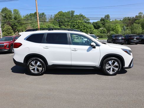 Used 2023 Subaru Ascent Premium w/ Convenience Package AWD/4WD image 8