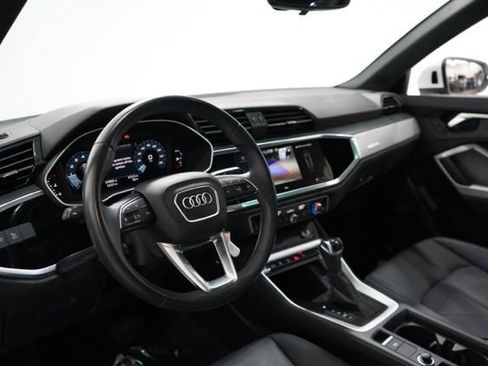 Used 2023 Audi Q3 2.0T Premium image 15