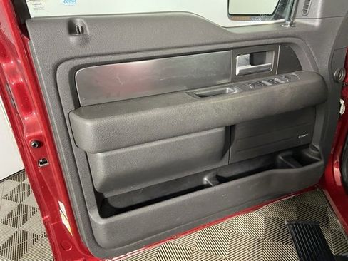 Used 2014 Ford F150 Raptor w/ Equipment Group 801A Luxury image 16