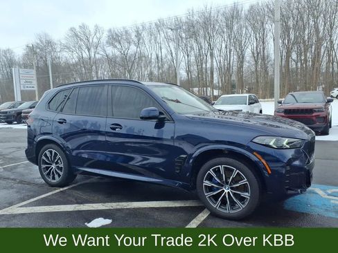 Used 2025 BMW X5 xDrive40i w/ M Sport Package image 5