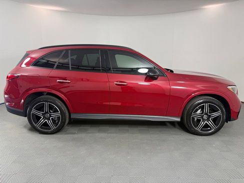 Used 2024 Mercedes-Benz GLC 300 4MATIC image 8