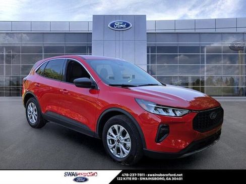 Used 2024 Ford Escape Active w/ Tech Pack #1 FWD image 1