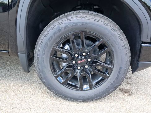 New 2026 GMC Sierra 1500 Elevation w/ Elevation Select Package AWD/4WD image 28