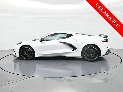 Used 2022 Chevrolet Corvette Stingray Premium Cpe w/ Z51 Performance Package image 9