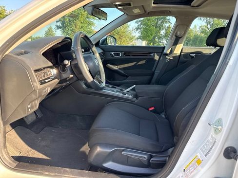 Used 2024 Honda Civic EX image 15