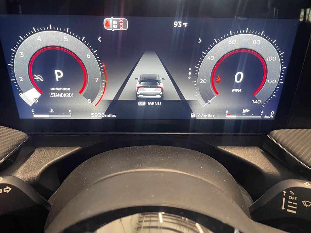 Used 2026 Nissan Kicks SR w/ SR Premium Package FWD image 7