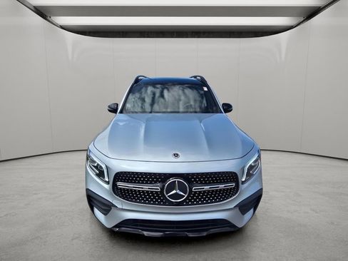 Used 2022 Mercedes-Benz GLB 250 4MATIC image 8