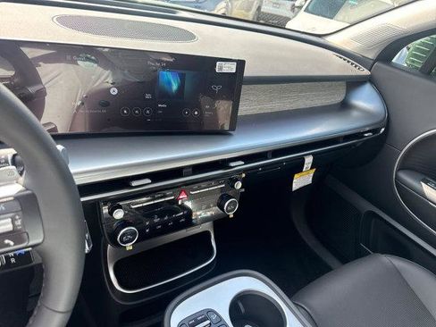 New 2026 Hyundai Ioniq 9 SEL image 16