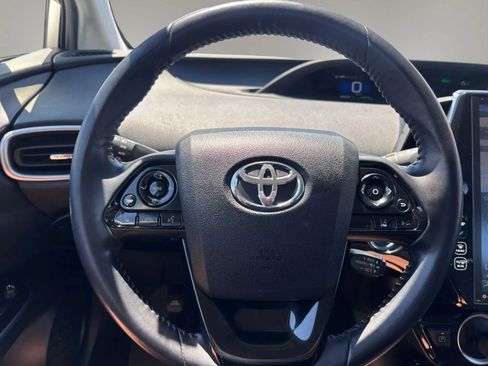 Used 2021 Toyota Prius Prime XLE w/ Carpet Mat Package (TMS) FWD image 11