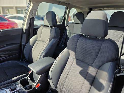 Certified 2023 Subaru Forester Premium image 17