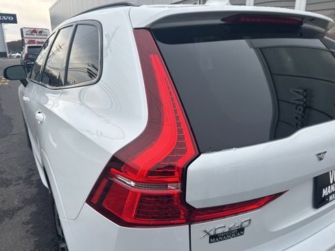 Certified 2025 Volvo XC60 B5 Plus image 8