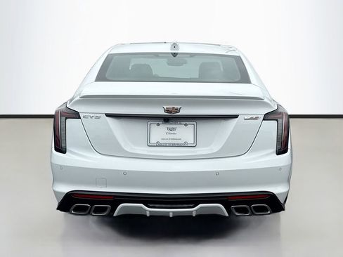 New 2026 Cadillac CT5 V image 7