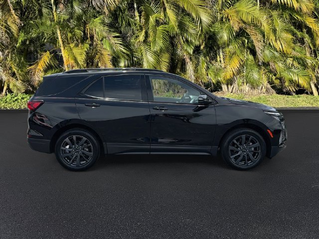 Used 2024 Chevrolet Equinox RS w/ RS Leather Package AWD/4WD image 3