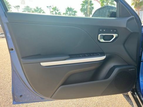 New 2025 Kia K4 GT-Line Turbo FWD image 17