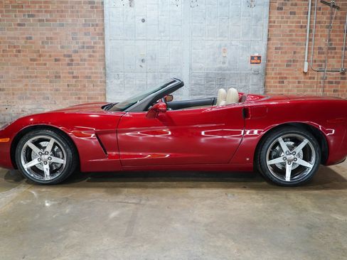 Used 2008 Chevrolet Corvette Convertible RWD image 34